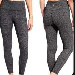 Athleta Criss Cross Power Up 7/8 Herringbone Pattern Leggings s2
